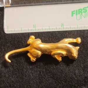 Goldtone Bobcat pin